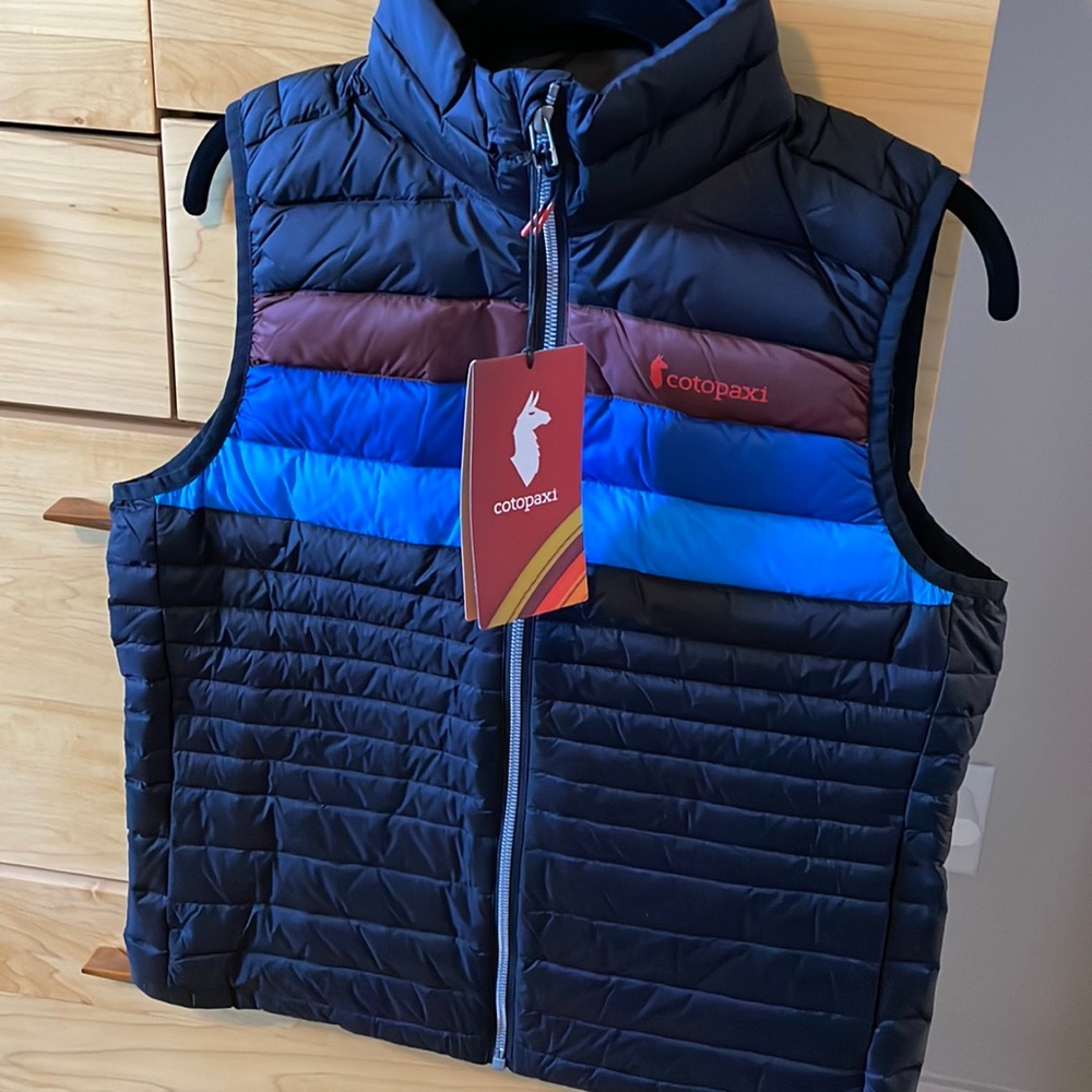 NWT Cotopaxi down vest